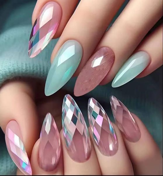 Гелеві типси (120шт), Дизайнер 3D Diamond Fast Gel Tips DF3 Almond large для нарощування нігтів 008616 фото